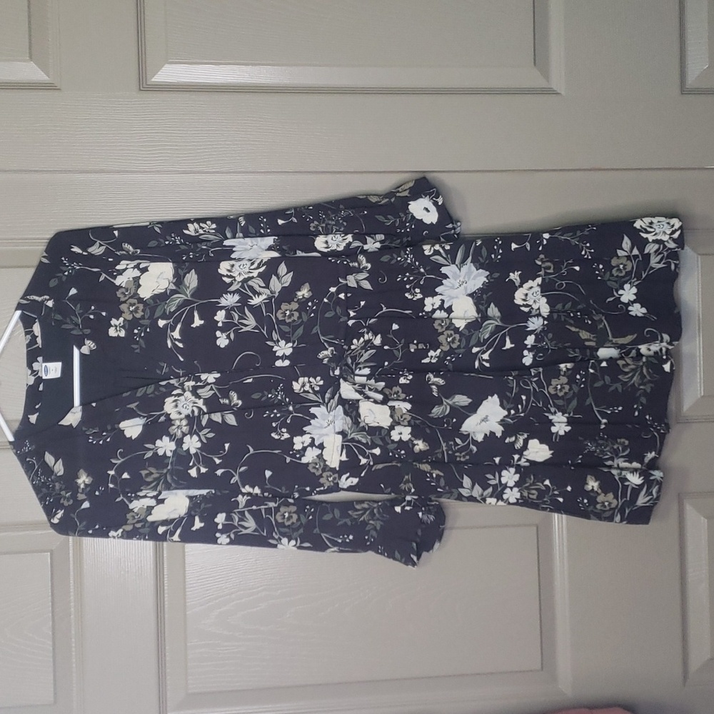 Old Navy floral boho Long Sleeve dress size medium